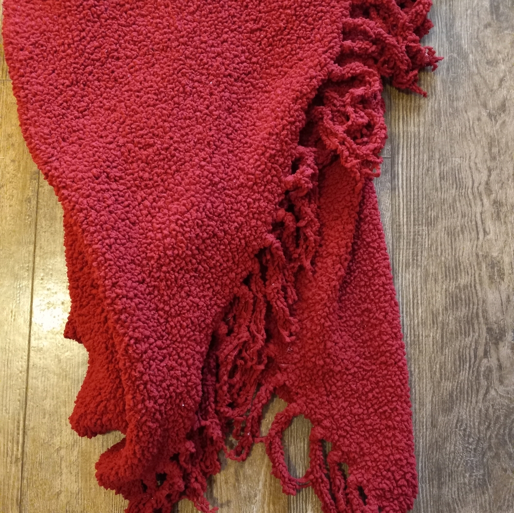 Fringed throw - Picture 2 of 2